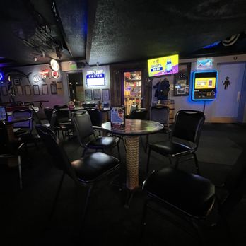 Dive Inn — photo 5
