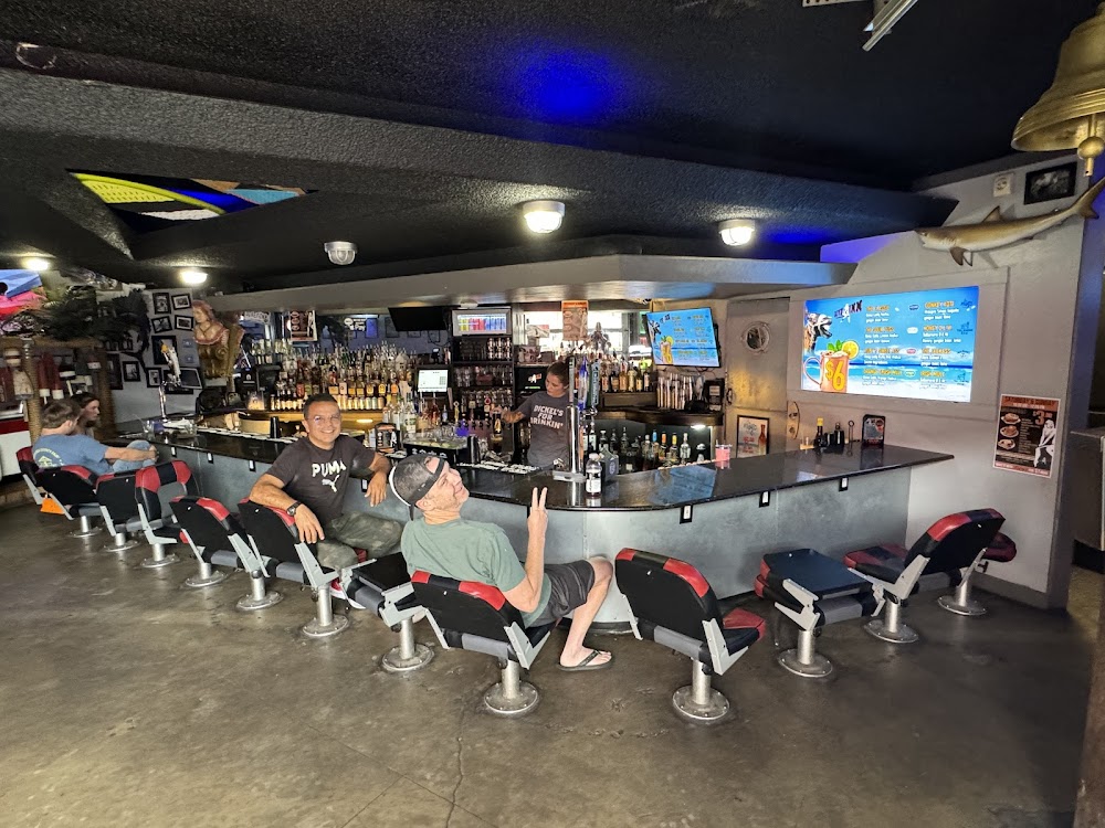 Dive Inn — photo 7