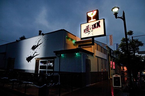 Dive Inn — photo 2