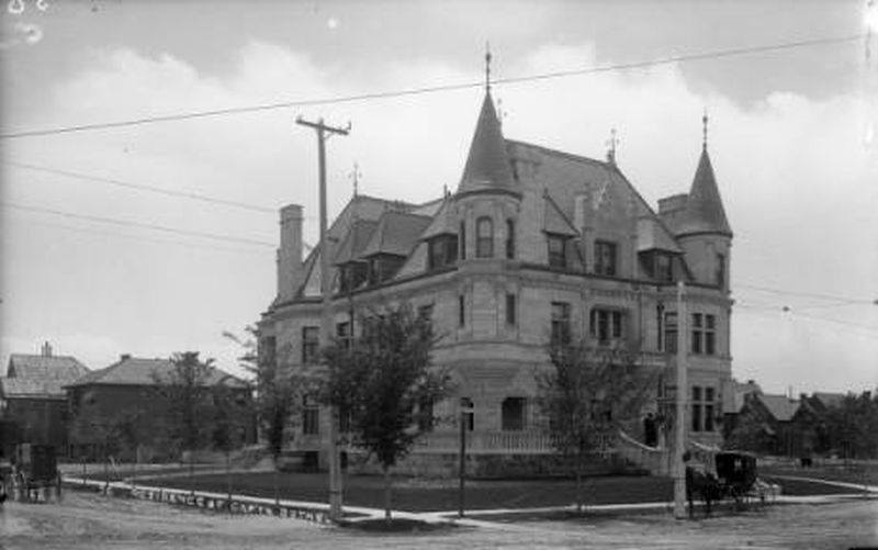 The Mansion on Colfax — photo 6